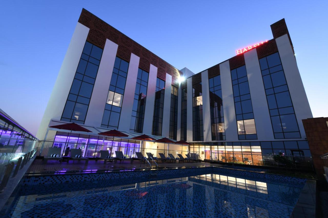 Harsha The Fern Shivamogga Hotel Kültér fotó