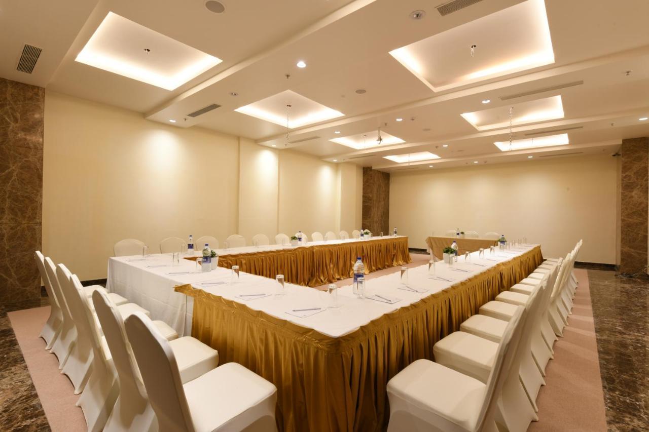 Harsha The Fern Shivamogga Hotel Kültér fotó